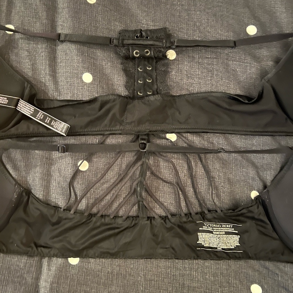 Victoria’s Secret Push Up Bras lot - Picture 5 of 6